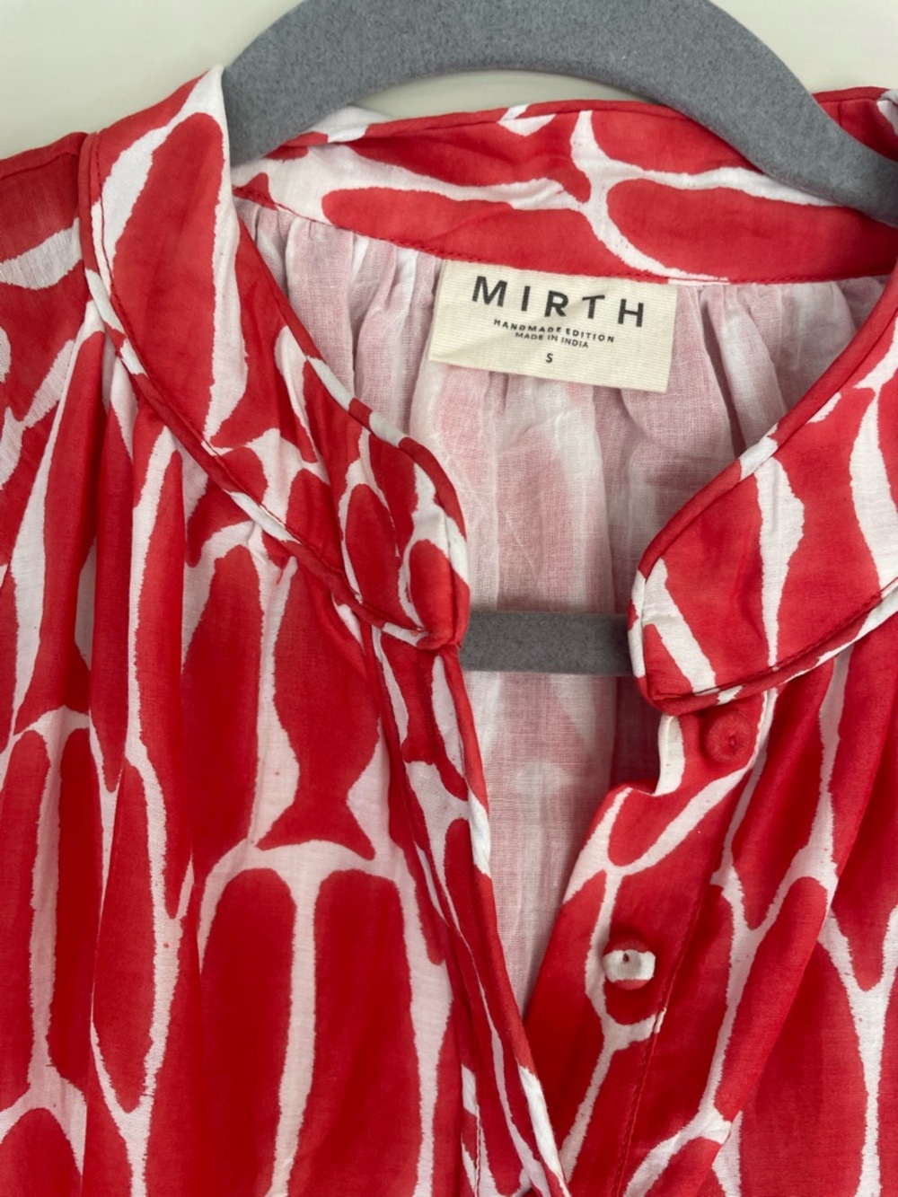 NWOT MIRTH Faro caftan. Red Fish print. Size Small. - Picture 8 of 10